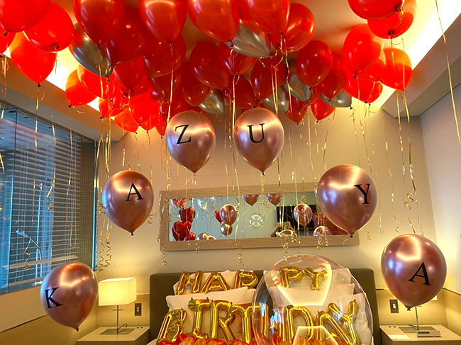 設営例 ２１歳のお誕生日のホテルサプライズ 福岡のバルーンショップ 装飾とイベント演出のバルバルバルーン 九州全域対応